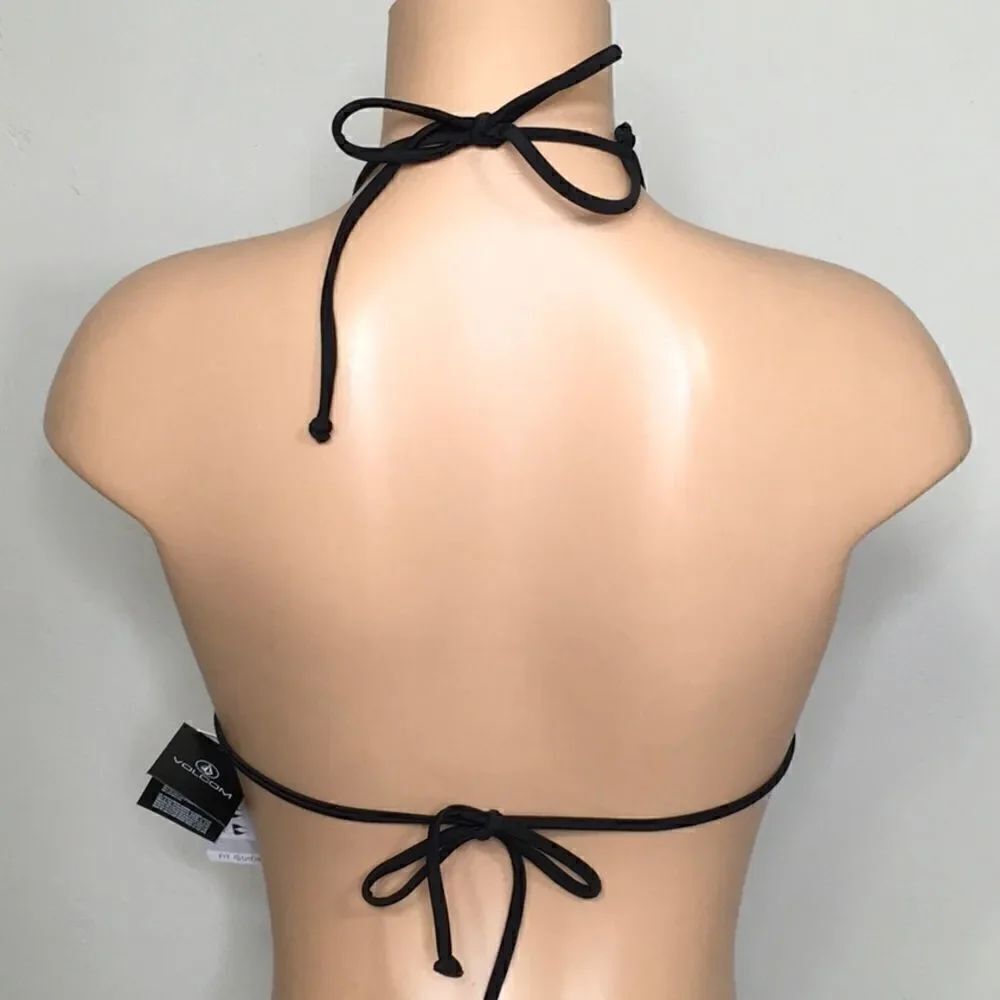 New. Volcom reversible bikini top. - Picture 5 of 9